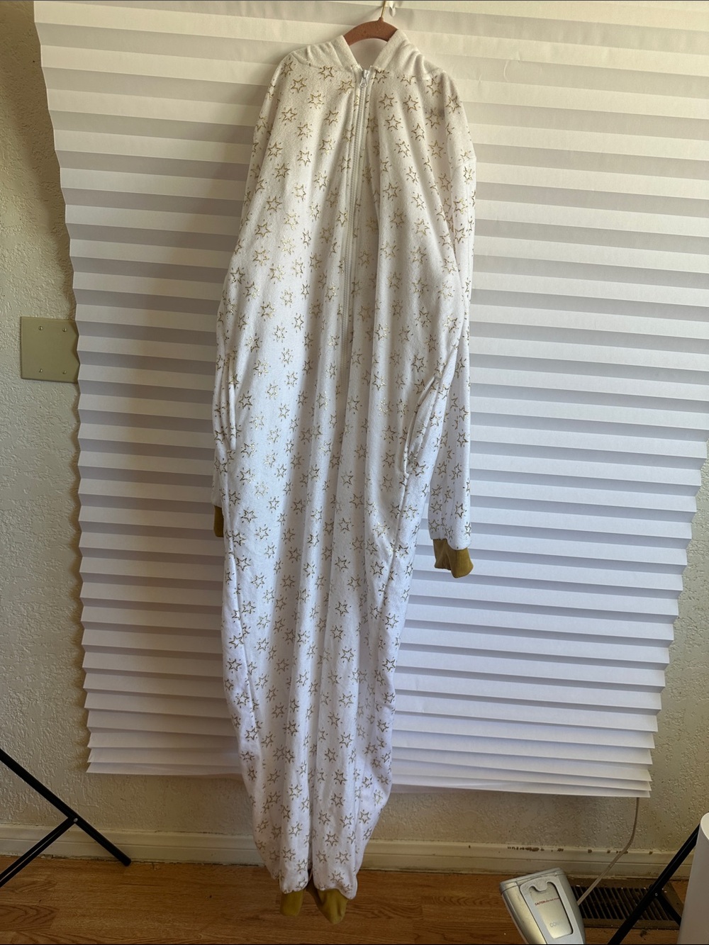 #Followme Womens Angel Onesie Pajamas Size Large L Hooded Sleepwear Costume